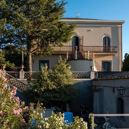 Campore Etna Wines And *